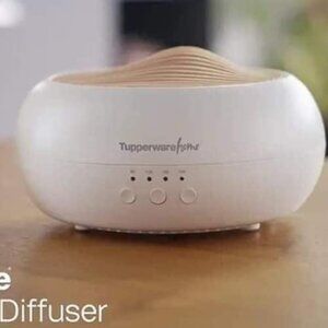 NEW Tupperware Sonic Mist Diffuser Bundle with Essential Oil